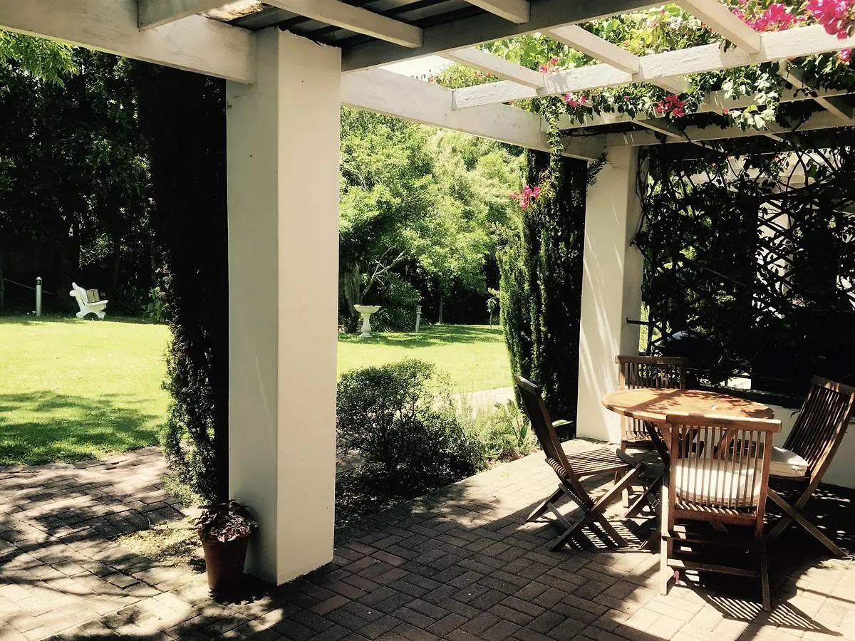 Bed and Breakfast Constantia Spring 3*,  Sudáfrica