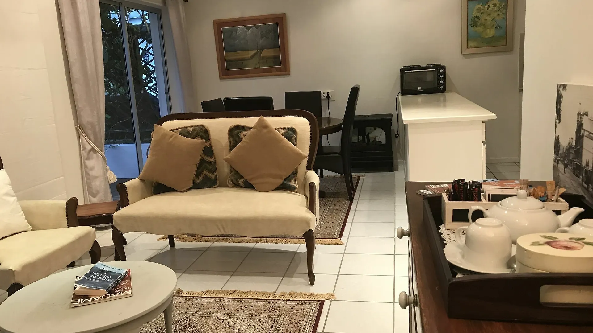 Bed and Breakfast Constantia Spring